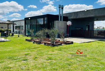 Casa en  Ezeiza, Partido De Ezeiza