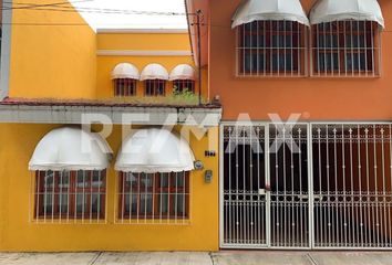 Casa en  San Francisco Tutla, Santa Lucía Del Camino