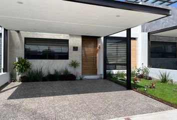 Casa en  Cañadas Del Lago, Corregidora, Querétaro