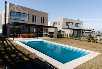 Casa en  Castaños - Las Piedras, Partido De Tigre