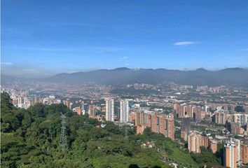 Apartamento en  Altos Del Poblado, Medellín