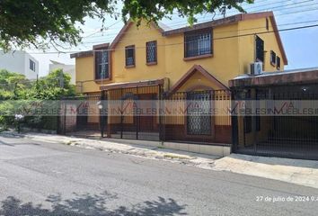 Casa en  Calle Paseo De Las Fuentes 4624, Monterrey, Nuevo León, 64890, Mex