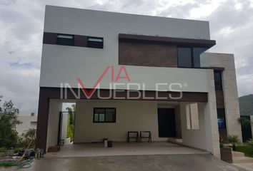 Casa en  Calle Mariposa Rosada, Club Residencial Carolco Segundo Sector, Monterrey, Nuevo León, 64996, Mex