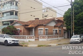 Casa en  Banfield, Partido De Lomas De Zamora