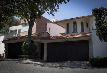 Casa en  Paseo Pico De Camarmeña 50-56, Jardines En La Montata, Tlalpan, Ciudad De México, 14210, Mex