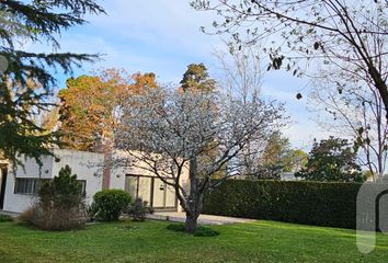 Casa en  City Bell, Partido De La Plata