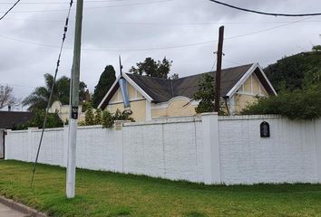 Casa en  Adrogué, Partido De Almirante Brown