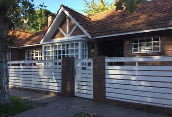 Casa en  Pinos De Anchorena, Mar Del Plata