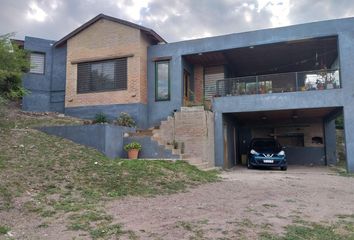 Casa en  Cumbres Del Golf, Villa Allende