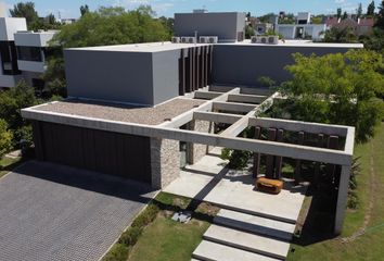 Casa en  Altos Del Chateau, Córdoba Capital