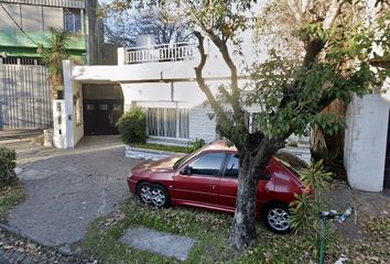 Casa en  Remedios De Escalada, Partido De Lanús