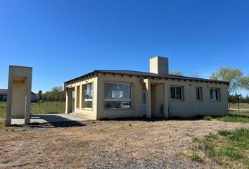 Casa en  Coronel Brandsen, Brandsen