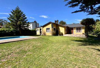 Casa en  Los Acantilados, Mar Del Plata