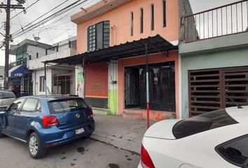 Casa en  Avenida Suizos, Roberto Espinoza, Apodaca, Nuevo León, 66648, Mex