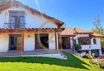 Casa en  Lo Barnechea, Provincia De Santiago