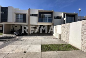 Casa en condominio en  San Mateo Otzacatipan, Toluca