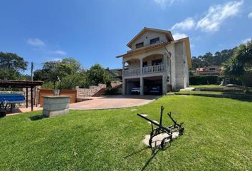 Chalet en  Coruxo, Pontevedra Provincia