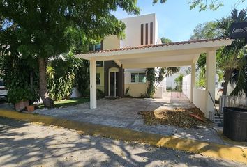 Casa en  Calle Santa Sofía 34, Ciudad Del Carmen, Carmen, Campeche, 24157, Mex