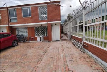 Casa en  Triángulo, Bogotá