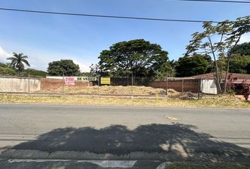 Lote de Terreno en  Bretaña, Cali