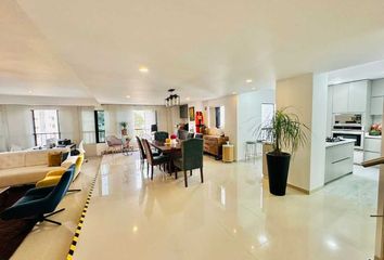 Apartamento en  Cristóbal Colón, Cali