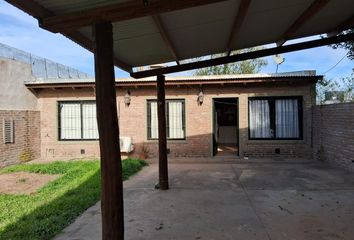 Casa en  Melincué, Santa Fe