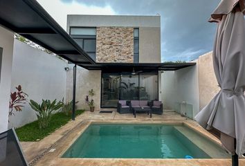 Casa en  Calle 39, X Canatún, Mérida, Yucatán, 97302, Mex