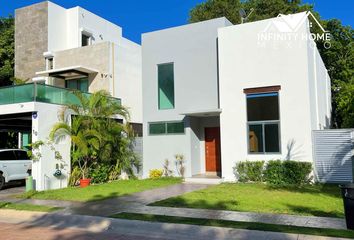 Casa en  Residencial Cumbres, Cancún