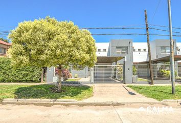 Casa en  Fisherton, Rosario