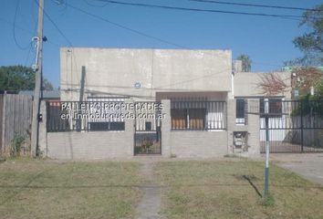 Casa en  Villa Elvira, Partido De La Plata