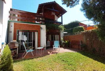 Casa en  Adrogué, Partido De Almirante Brown