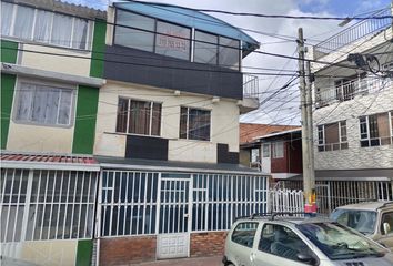 Casa en  Santa Bárbara Central, Bogotá