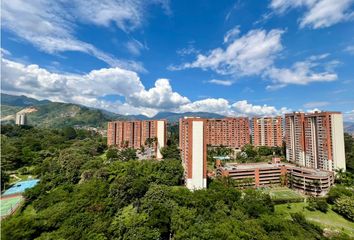 Apartamento en  Loma De Los Bernal, Medellín