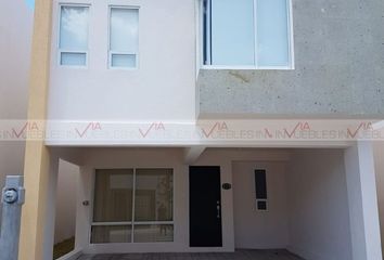 Casa en  Calle Ninguno, Ara Crystal Lagoons, Apodaca, Nuevo León, 66604, Mex