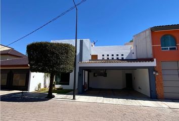 Casa en  Jardines De Zavaleta, Municipio De Puebla