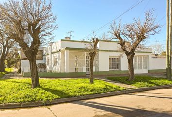 Casa en  Llavallol, Partido De Lomas De Zamora