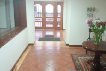 Apartamento en  Santa Barbara Norte, Bogotá