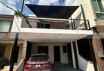 Casa en  Calle Lázaro Garza Ayala P 152, Tampiquito, San Pedro Garza García, Nuevo León, 66240, Mex