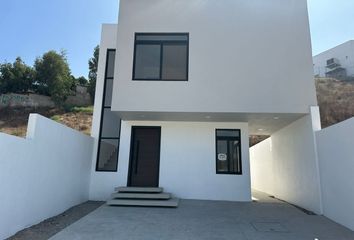 Casa en  Calle Camalú, Valle Del Rubí, Tijuana, Baja California, 22630, Mex