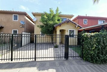 Casa en  Huechuraba, Provincia De Santiago