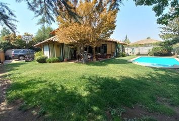 Casa en  Huechuraba, Provincia De Santiago