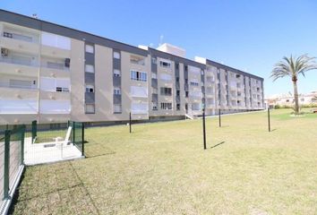 Apartamento en  Distrito 2 - Urbanizaciones - Los Naúfragos, Torrevieja