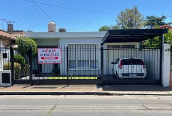 Casa en  Villa Sarmiento, Partido De Morón