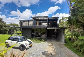 Casa en  Conquistadores, Medellín