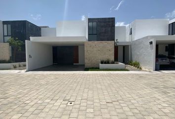 Casa en condominio en  Carretera Chablekal - Temozón N, Temozón Norte, Mérida, Yucatán, 97302, Mex