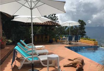 Villa-Quinta en  Copacabana, Antioquia