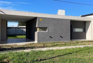 Casa en  Puerto General San Martín, Santa Fe