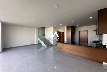 Casa en condominio en  Paseo Solares, Solares, Zapopan, Jalisco, 45019, Mex