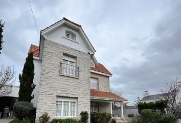 Casa en  Stella Maris, Mar Del Plata