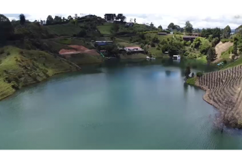 Villa-Quinta en  El Peñol, Antioquia